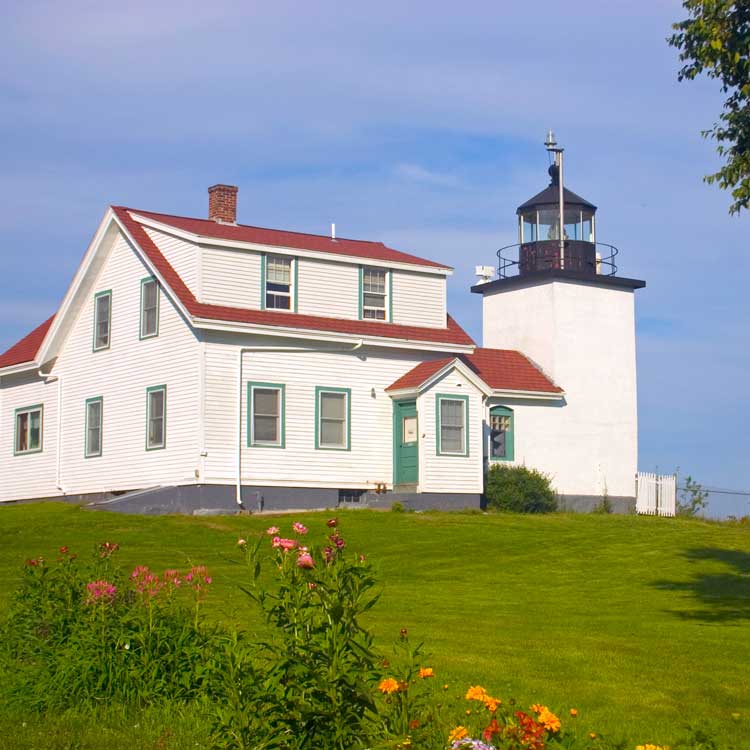 fort point lighthouse maine